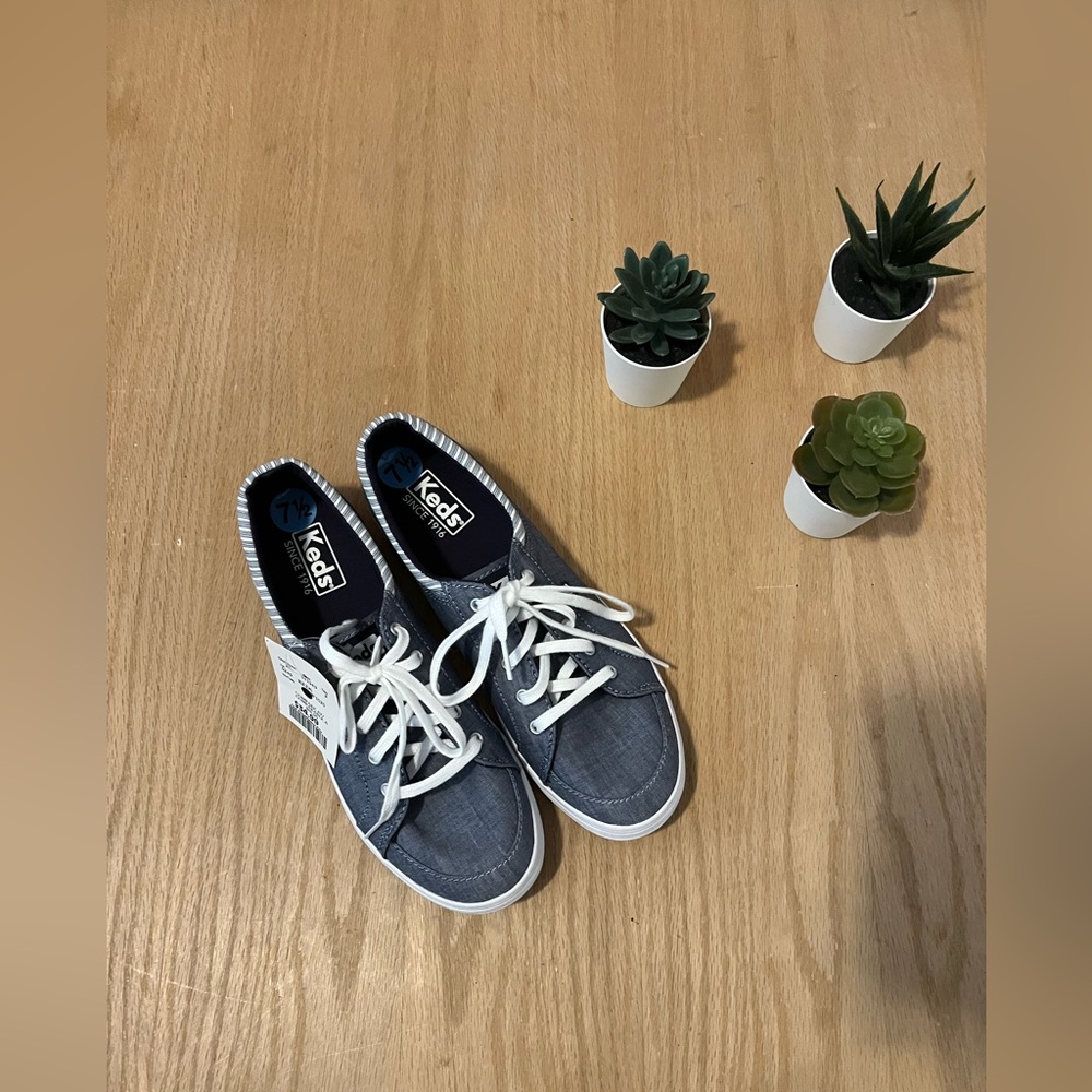 BNWT Keds Canvas Shoes